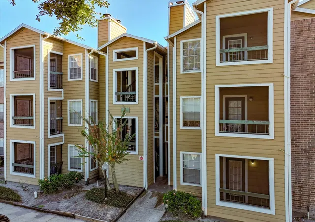 4301-lizshire-ln-107-orlando-fl-32822/hzid_0fd81de8