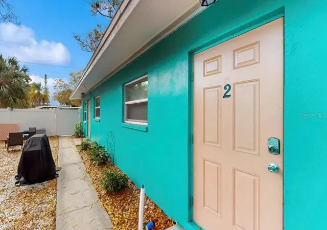 726-stremma-rd-largo-fl-33770/hzid_d20eab8f