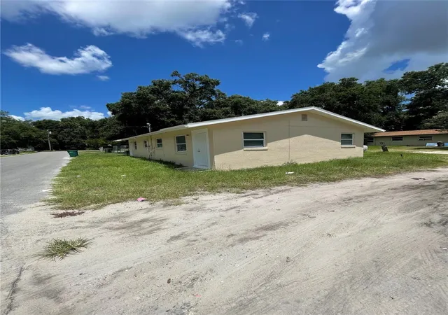 403-terry-st-wildwood-fl-34785/hzid_b674f151