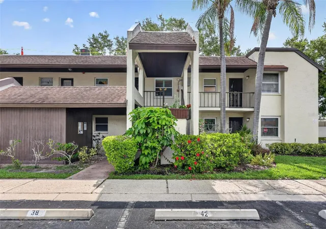 1100-e-bay-dr-43-largo-fl-33770/hzid_e75f1733