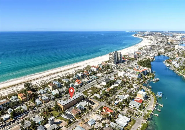 3575-gulf-blvd-105-st-pete-beach-fl-33706/hzid_427ed973