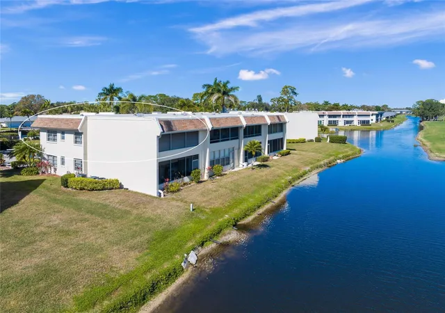7193-w-country-clb-dr-n-237-sarasota-fl-34243/hzid_84ce6b66