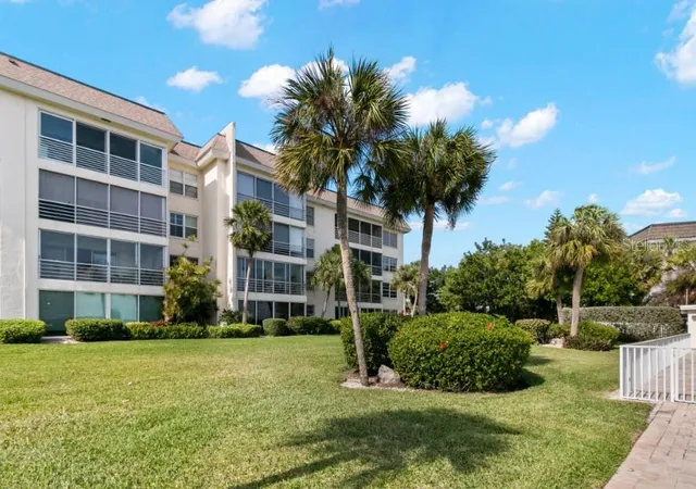 605-sutton-pl-102-longboat-key-fl-34228/hzid_0d90893a
