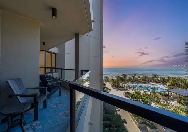 1211-gulf-of-mexico-dr-403-longboat-key-fl-34228/hzid_8e126dc0