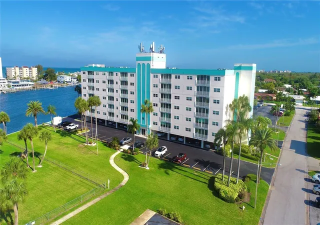 10216-regal-dr-310-largo-fl-33774/hzid_1ee2eef6