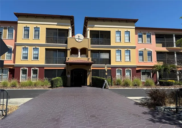 13941-clubhouse-dr-208-tampa-fl-33618/hzid_122d1b5c