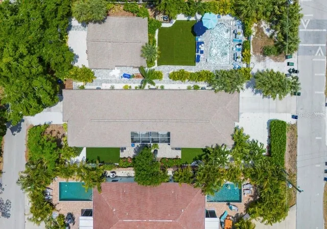 2051-roselawn-st-sarasota-fl-34231/hzid_9865ea16