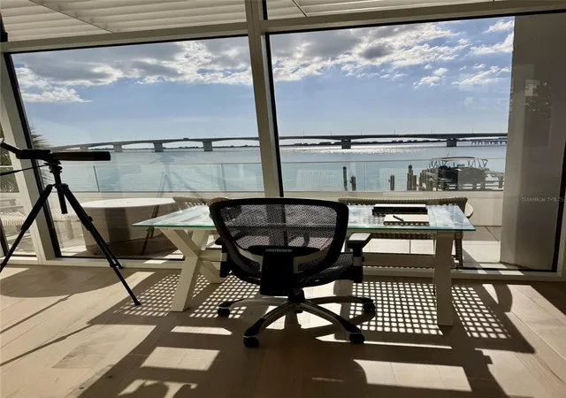 280-golden-gate-pt-200-sarasota-fl-34236/hzid_5678d7dc