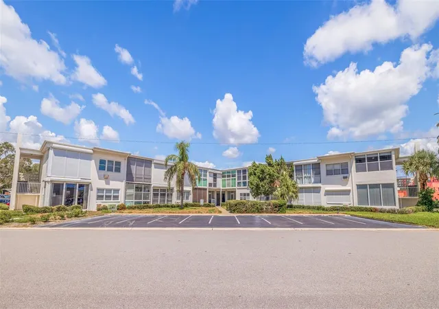 7050-sunset-wy-7-st-pete-beach-fl-33706/hzid_0254cc78