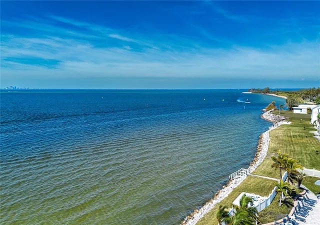 802-bahia-del-sol-dr-6-ruskin-fl-33570/hzid_1858d546