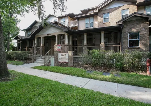 1220-sw-1st-ave-303-gainesville-fl-32601/hzid_d6e33c38