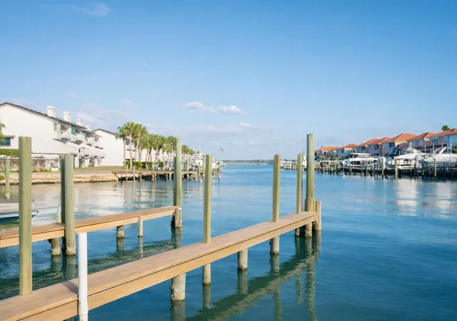 1591-gulf-blvd-203s-clearwater-beach-fl-33767/hzid_21e33307