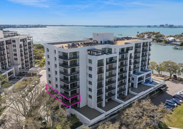 8-belleview-blvd-203-belleair-fl-33756/hzid_7dab2a69