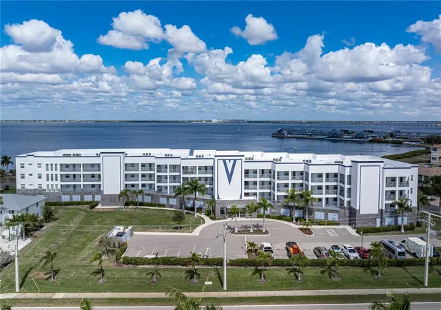 1425-park-beach-cir-132-punta-gorda-fl-33950/hzid_9323d018