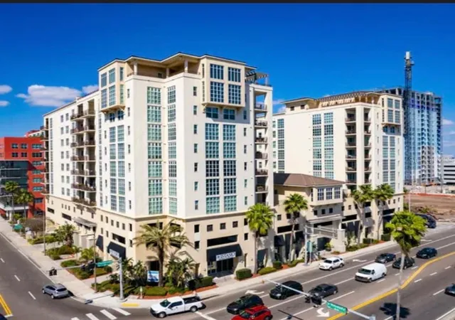 1227-e-madison-st-504-tampa-fl-33602/hzid_dec6a389