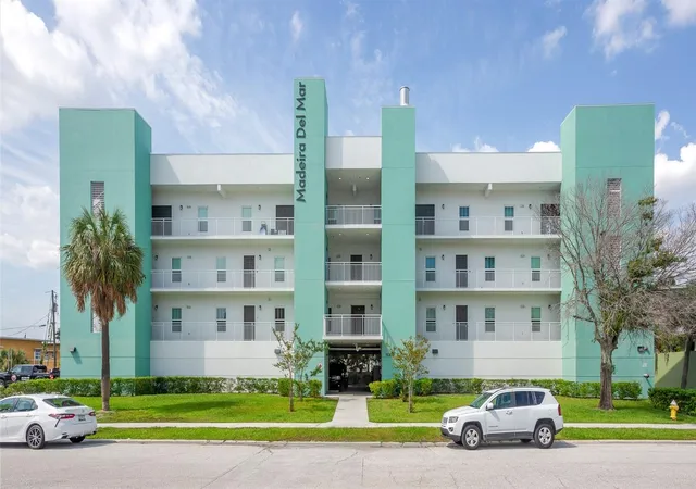 15305-1st-st-e-202-madeira-beach-fl-33708/hzid_719c506c
