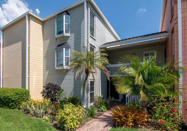 2424-w-tampa-bay-blvd-c105-tampa-fl-33607/hzid_8a63a881
