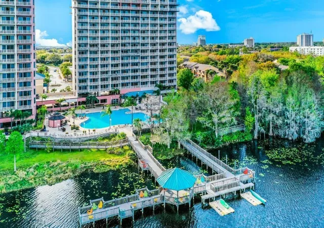 13427-blue-heron-beach-dr-406-orlando-fl-32821/hzid_10f035d6