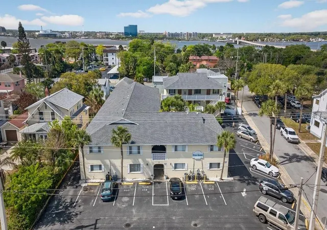 102-s-peninsula-dr-202-daytona-beach-fl-32118/hzid_663d7a2c