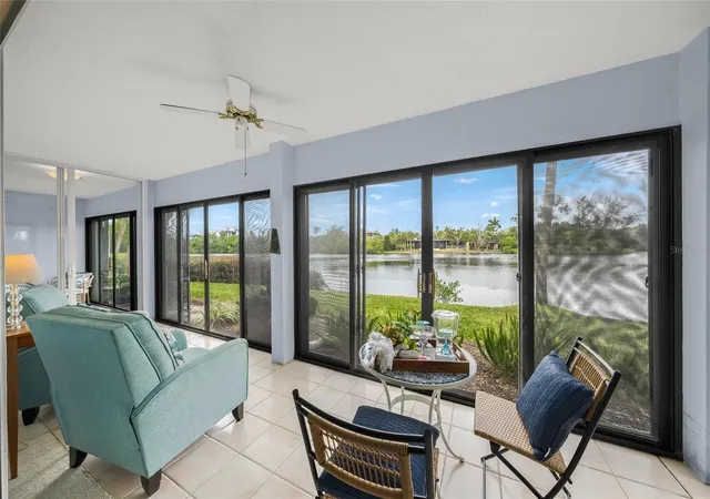101-whispering-sands-dr-105-sarasota-fl-34242/hzid_579af939