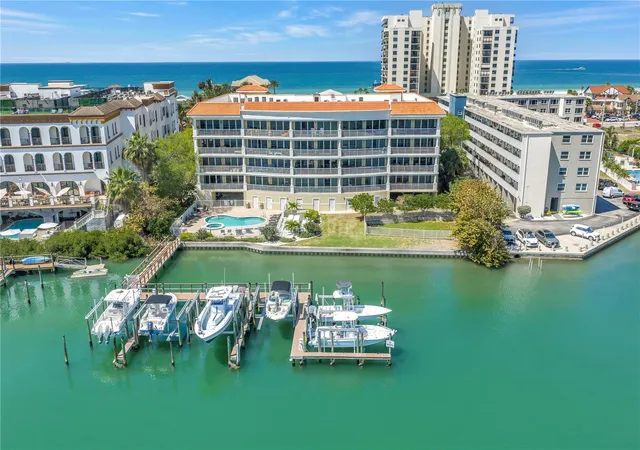 3805-gulf-blvd-205-st-pete-beach-fl-33706/hzid_929cffec
