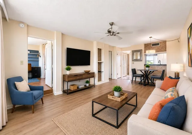 2621-cvs-cay-dr-606-clearwater-fl-33760/hzid_42f8a3ba