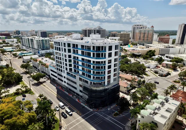290-cocoanut-ave-703-sarasota-fl-34236/hzid_cf610671