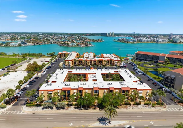 8901-blind-pass-rd-124-st-pete-beach-fl-33706/hzid_d5aee63f