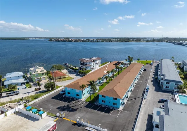 117-7th-st-n-35-bradenton-beach-fl-34217/hzid_359bc4e4