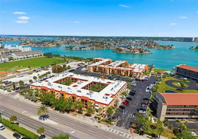8901-blind-pass-rd-127-st-pete-beach-fl-33706/hzid_4e7512de