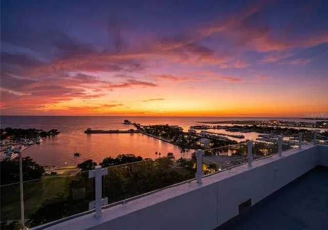 176-4th-avenue-ne-201-saint-petersburg-fl-33701/hzid_eab9ad89