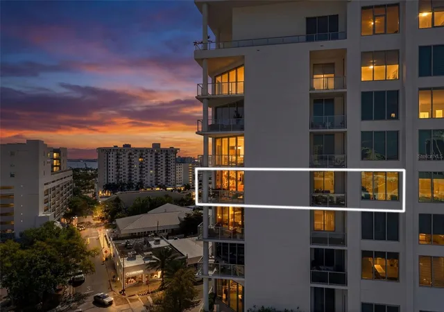 111-s-pineapple-ave-806-sarasota-fl-34236/hzid_ffb1bc72