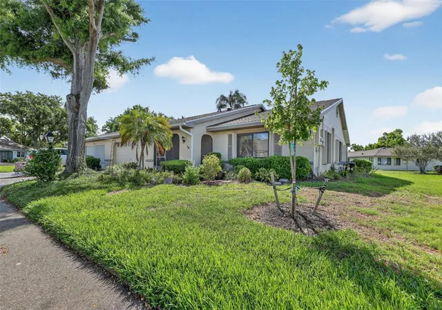 2322-lancaster-dr-sun-city-center-fl-33573/hzid_a7bc4c9e