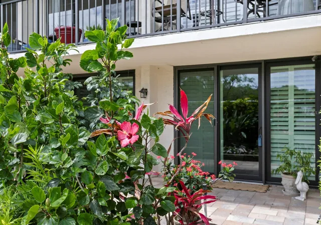 100-oakmont-ln-105-belleair-fl-33756/hzid_4c40d028