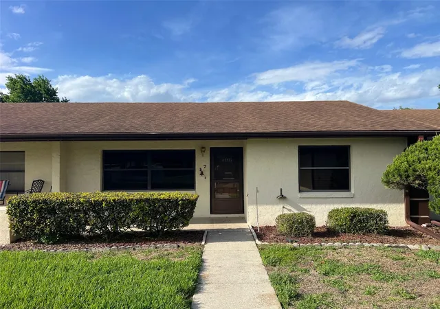 12449-orangewood-cir-17-tavares-fl-32778/hzid_1acb835d