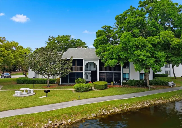 1135-pine-ridge-cir-w-a2-tarpon-springs-fl-34688/hzid_4dc6914c