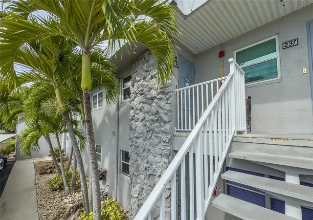6777-winkler-rd-a236-fort-myers-fl-33919/hzid_20506997