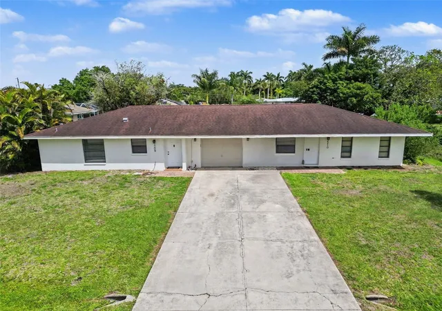 2208-2210-iris-way-fort-myers-fl-33905/hzid_1ca5251b