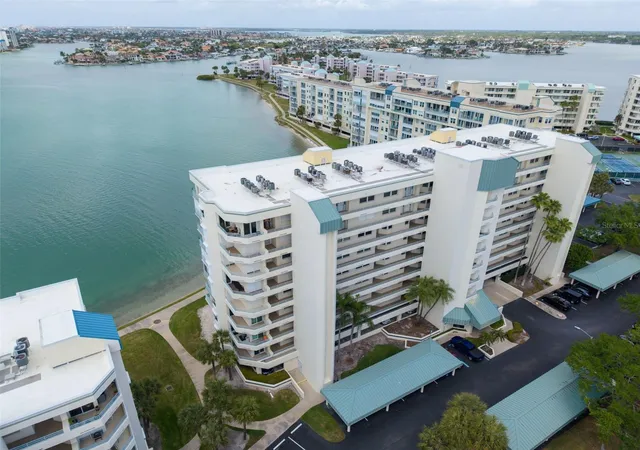 7932-sailboat-key-blvd-s-402-south-pasadena-fl-33707/hzid_12e89e23