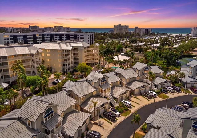 1332-siesta-bayside-dr-1332c-sarasota-fl-34242/hzid_b1aee29a