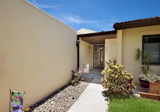 1218-56th-st-w-1218-bradenton-fl-34209/hzid_7a08b73e