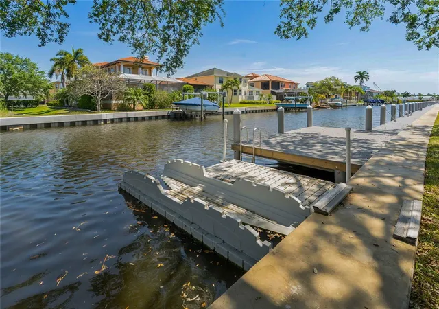 340-moorings-cove-dr-3g-tarpon-springs-fl-34689/hzid_416317bb