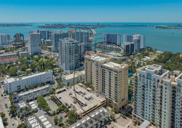 750-n-tamiami-trl-ph08-sarasota-fl-34236/hzid_42ca46a6