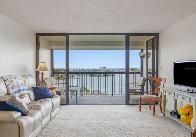 9425-blind-pass-rd-705-st-pete-beach-fl-33706/hzid_3ebe0e49