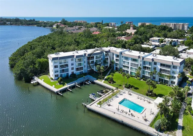 600-sutton-pl-b302-longboat-key-fl-34228/hzid_ec6ba438