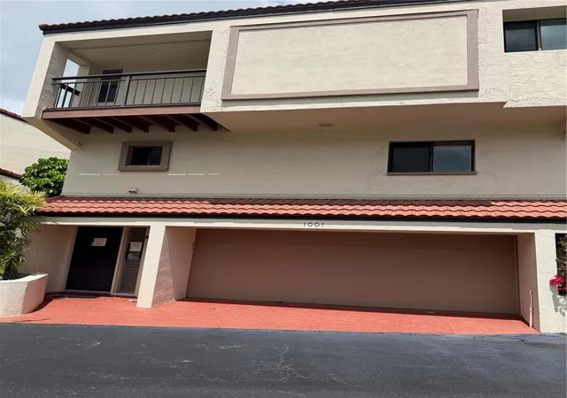 240-windward-psge-1001-clearwater-beach-fl-33767/hzid_4ec4ddea