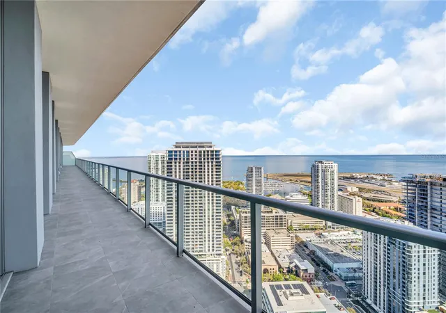 400-central-ave-4002-saint-petersburg-fl-33701/hzid_851a33ff