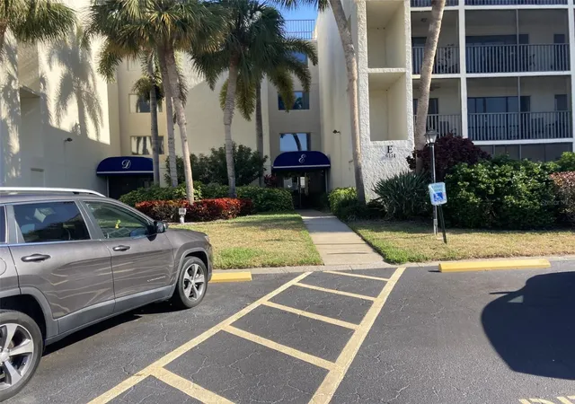6114-43rd-st-w-103e-bradenton-fl-34210/hzid_9bad518f