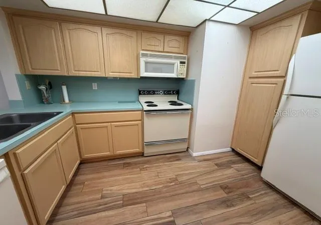 6180-sun-blvd-307-saint-petersburg-fl-33715/hzid_a8d48db8