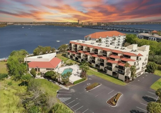 204-3rd-st-w-204-bradenton-fl-34205/hzid_cc53f1d3